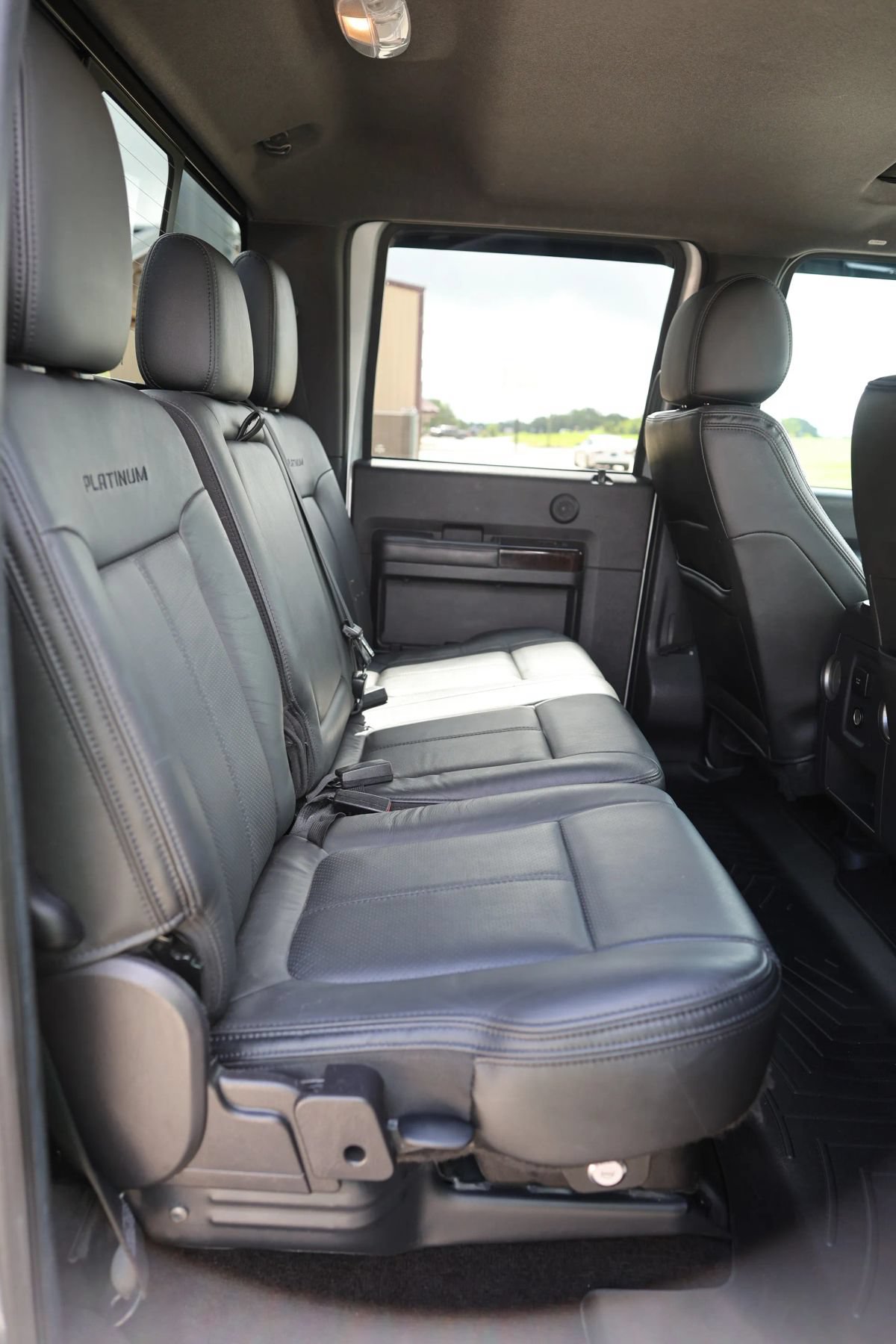 Used 2016 Ford F350 Platinum AWD/4WD image 39