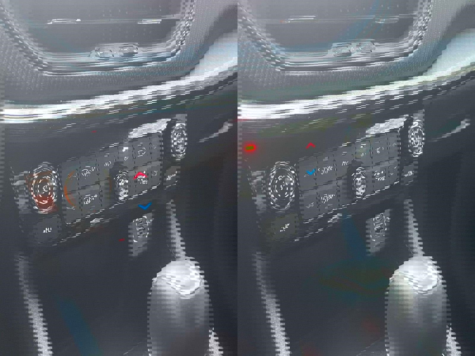 Used 2024 Jeep Compass Trailhawk image 29