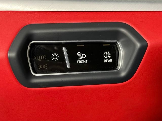 Used 2023 Lamborghini Urus S AWD/4WD image 31