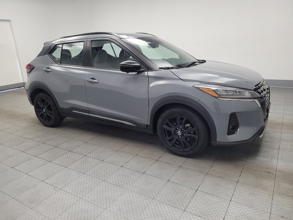 Used 2021 Nissan Kicks SR FWD image 11