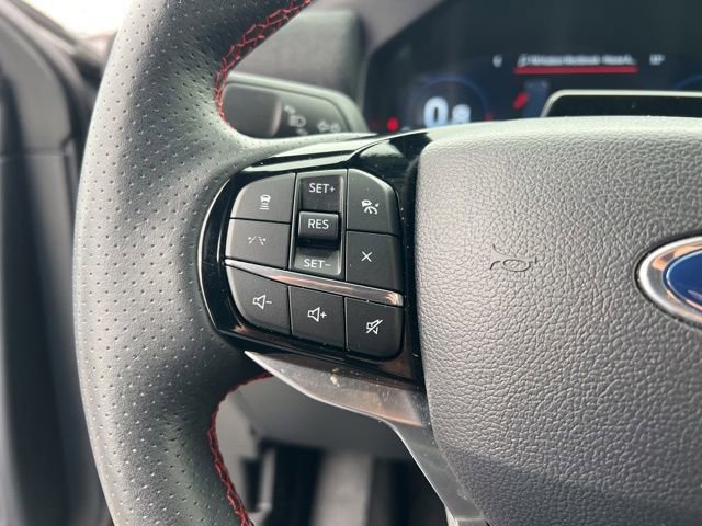 Used 2025 Ford Explorer ST-Line image 14