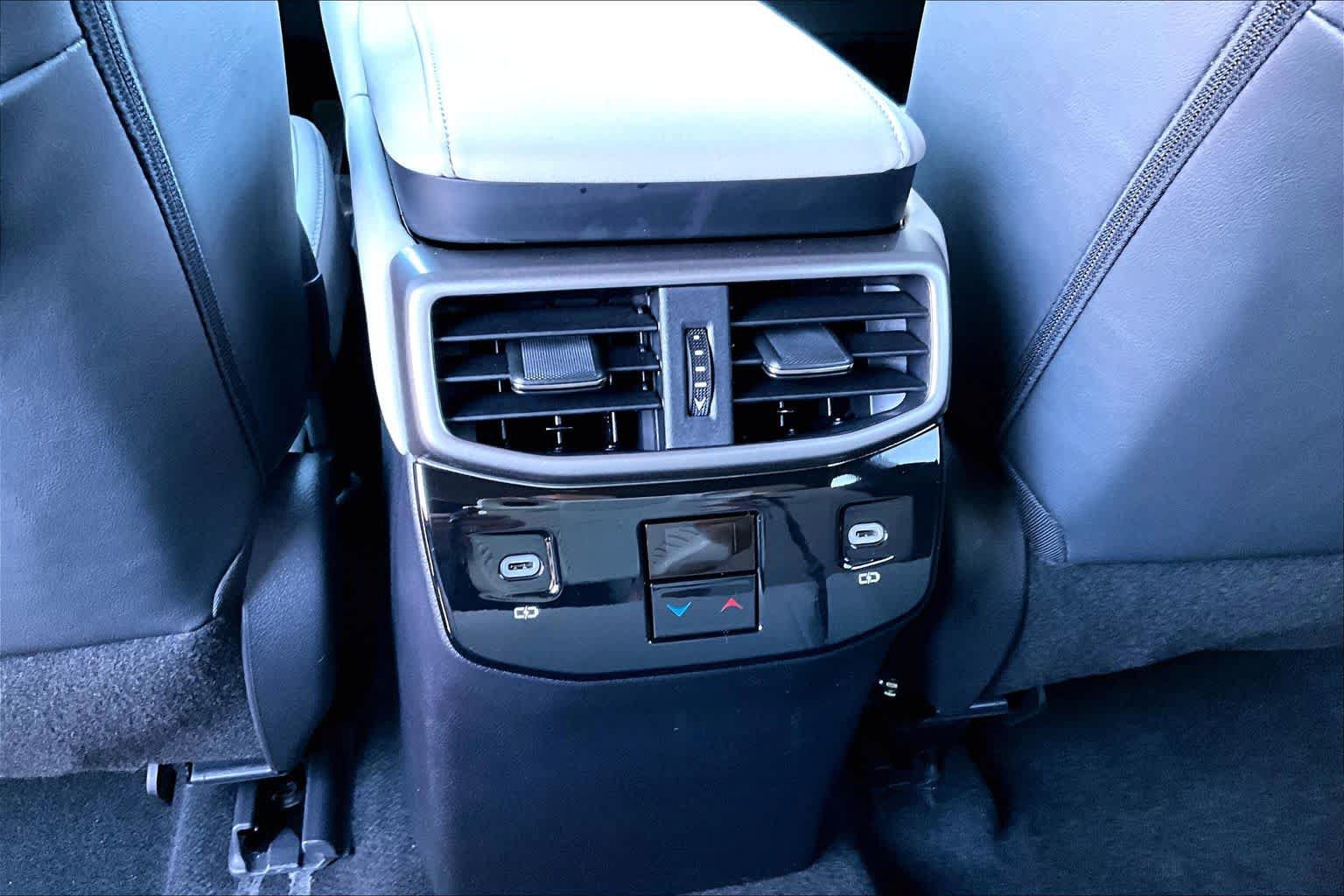 Certified 2026 Lexus RX 350h AWD/4WD image 34