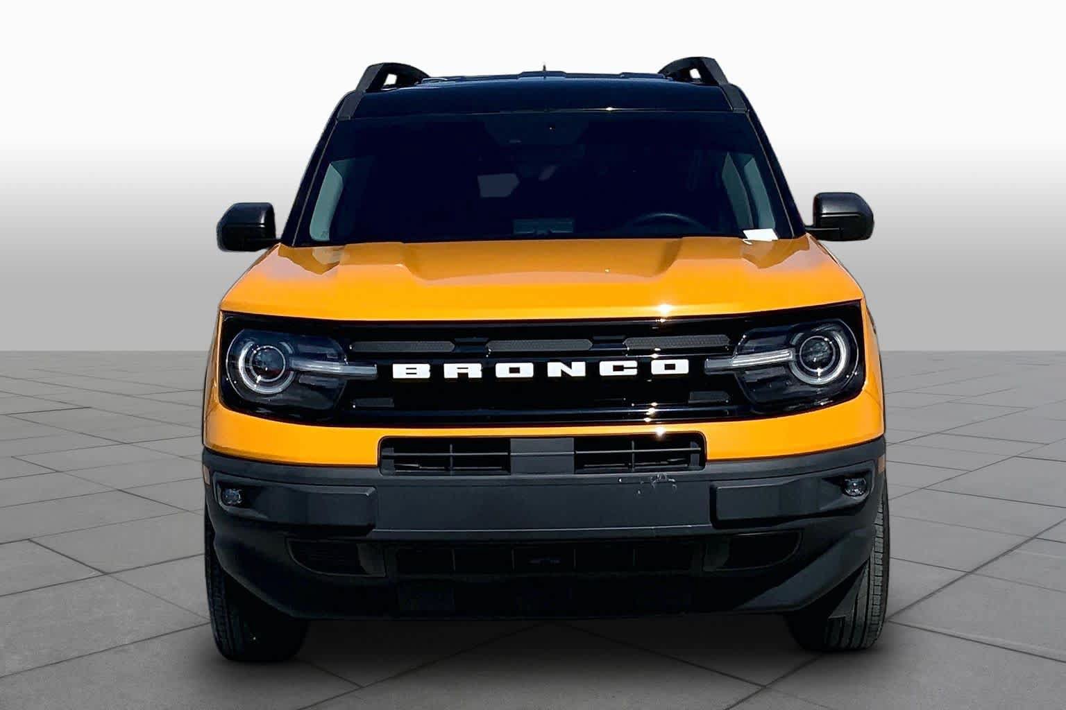 Certified 2022 Ford Bronco Sport Outer Banks w/ Tech Package AWD/4WD image 4