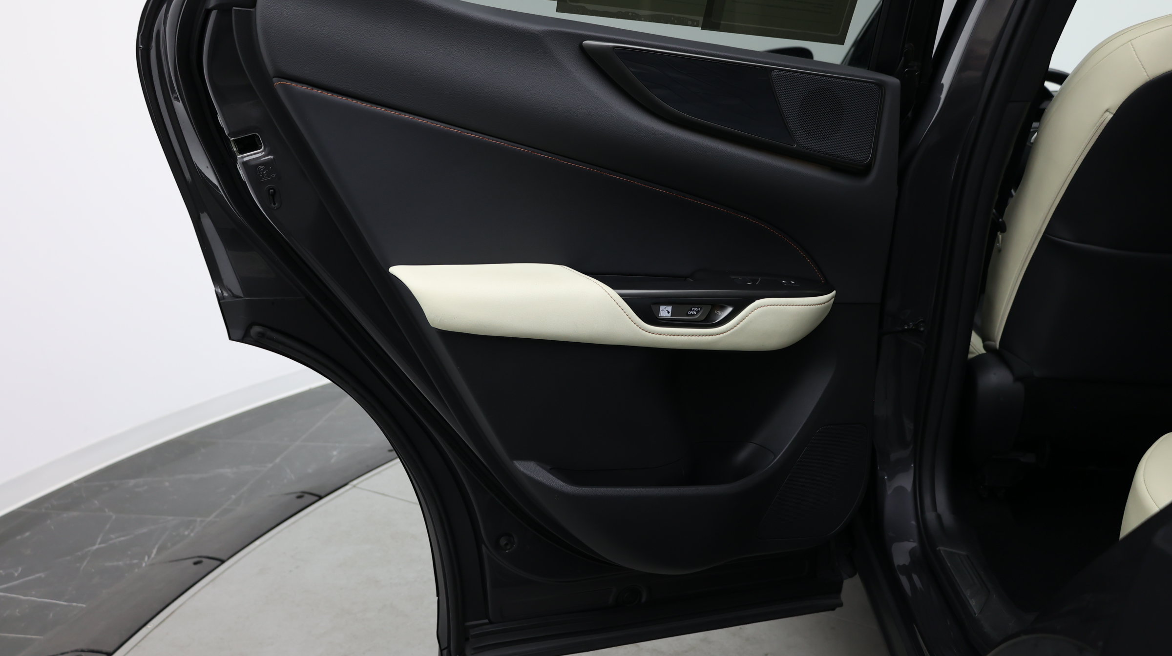 Used 2022 Lexus NX 250 FWD image 38