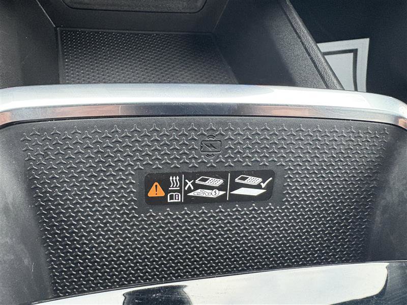 Used 2025 Chevrolet Equinox LT w/ Convenience Package II image 22