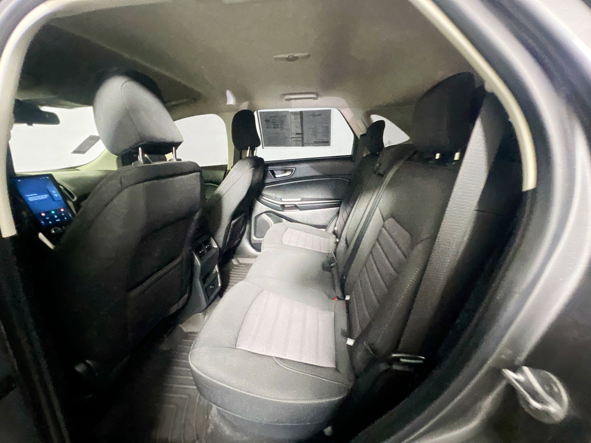 Used 2024 Ford Edge SE AWD/4WD image 29