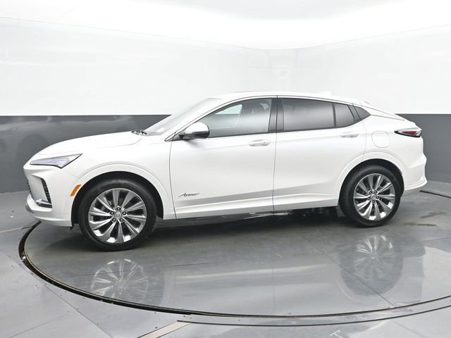New 2026 Buick Envista Avenir FWD image 2