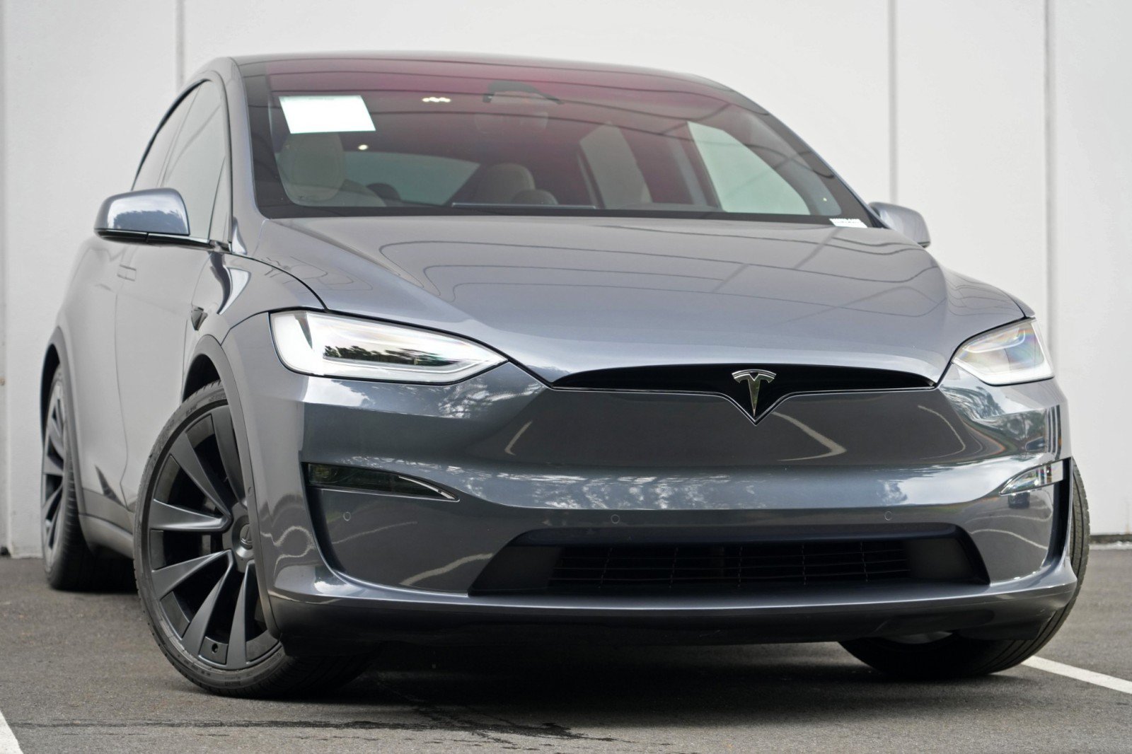 Used 2023 Tesla Model X AWD/4WD image 4