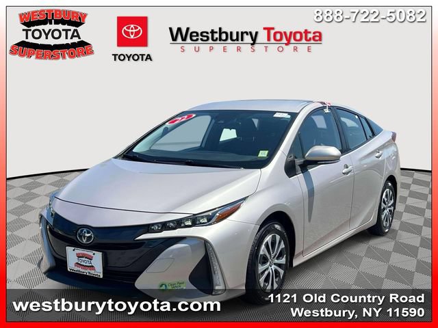 Certified 2022 Toyota Prius Prime LE FWD image 5