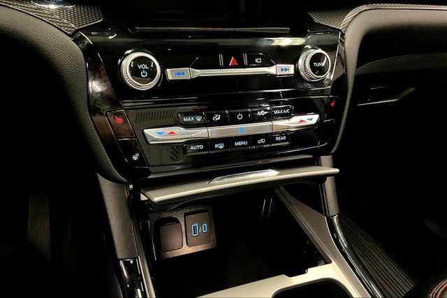 Used 2023 Ford Explorer ST-Line w/ Class IV Trailer Tow Package image 31