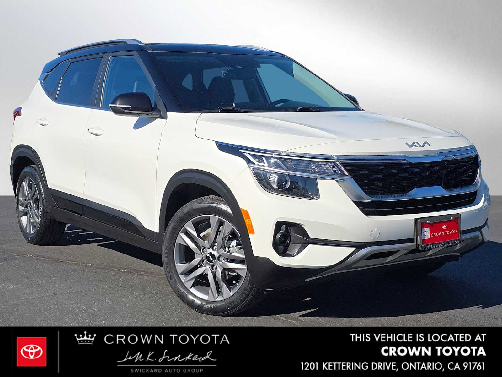 Used 2023 Kia Seltos S w/ Navigation Package