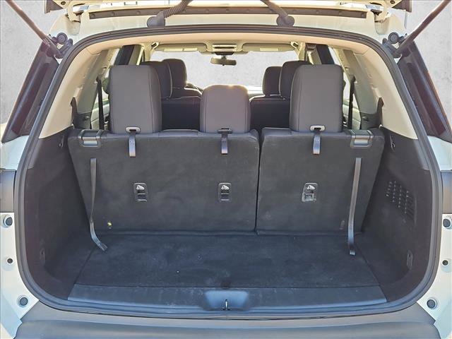 Used 2024 Nissan Pathfinder SV FWD image 6