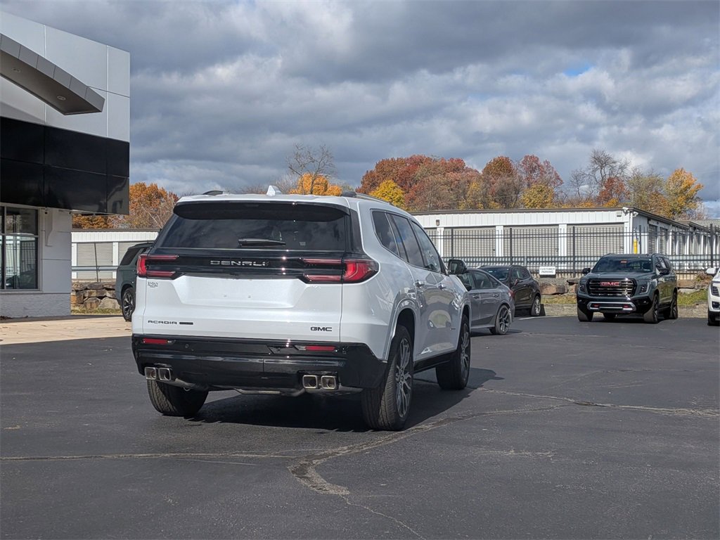 New 2026 GMC Acadia Denali Ultimate w/ LPO, Floor Liner Package image 4