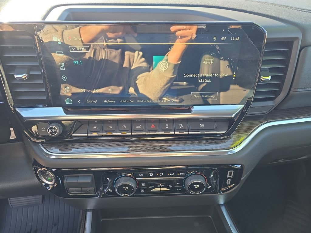 Used 2024 Chevrolet Silverado 1500 LT Trail Boss w/ LT Trail Boss Premium Package image 20