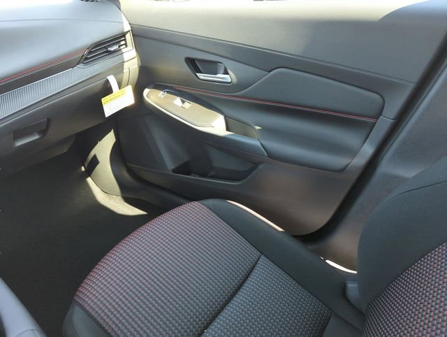 New 2026 Nissan Sentra SR w/ Floor Mat Package image 27