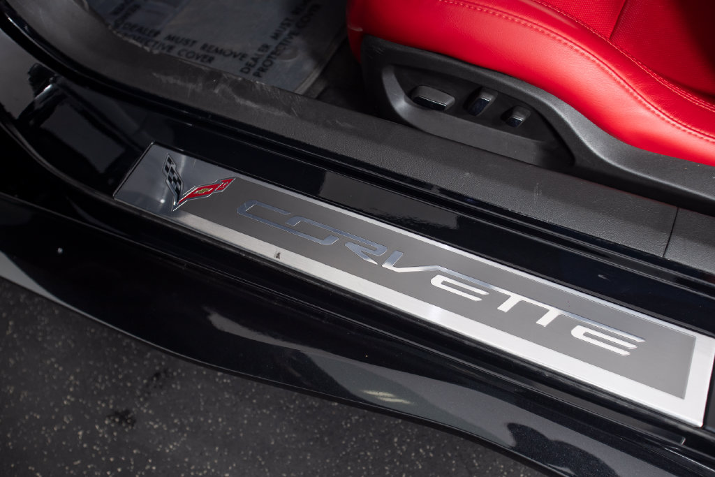 Used 2015 Chevrolet Corvette Z06 w/ 3LZ Preferred Equipment Group RWD image 29