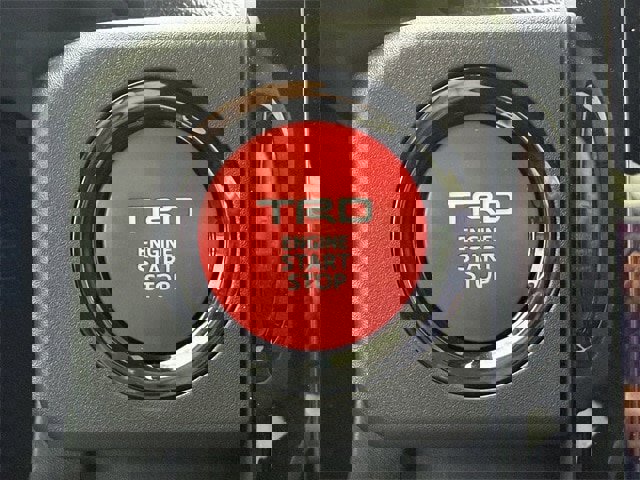 Used 2025 Toyota 4Runner TRD Off-Road Premium image 21