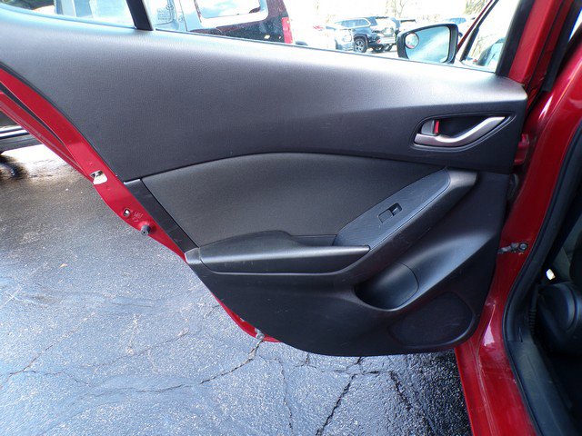 Used 2014 MAZDA MAZDA3 i Sport image 21