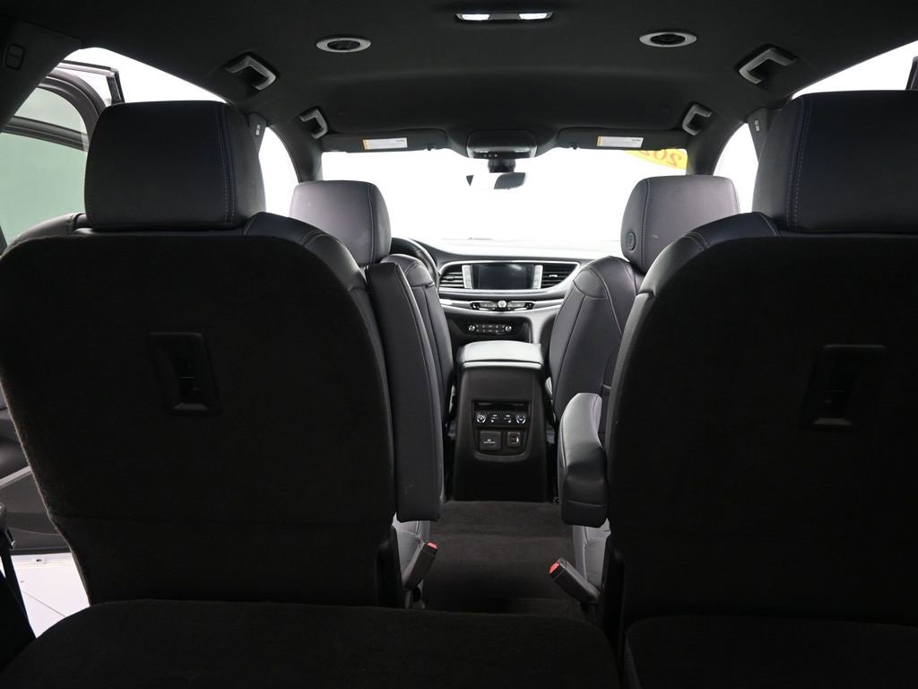 Used 2024 Buick Enclave Premium image 20