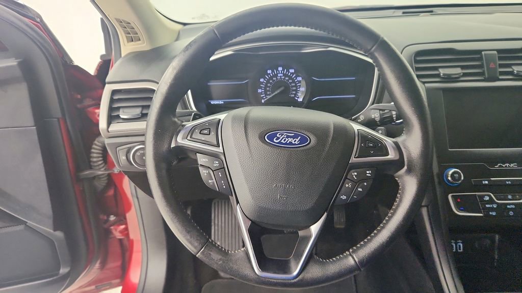 Used 2019 Ford Fusion SE w/ Equipment Group 151A image 18