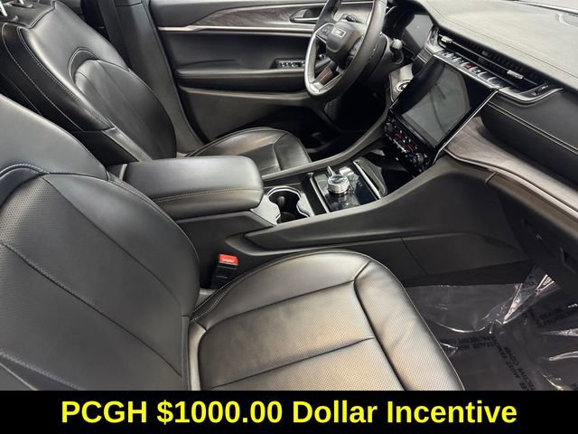 Used 2024 Jeep Grand Cherokee L Limited w/ Luxury Tech Group II image 4