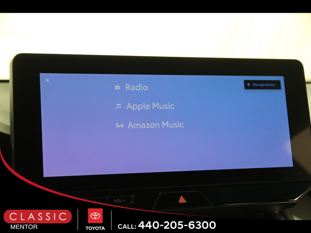 Certified 2024 Toyota Venza XLE image 11