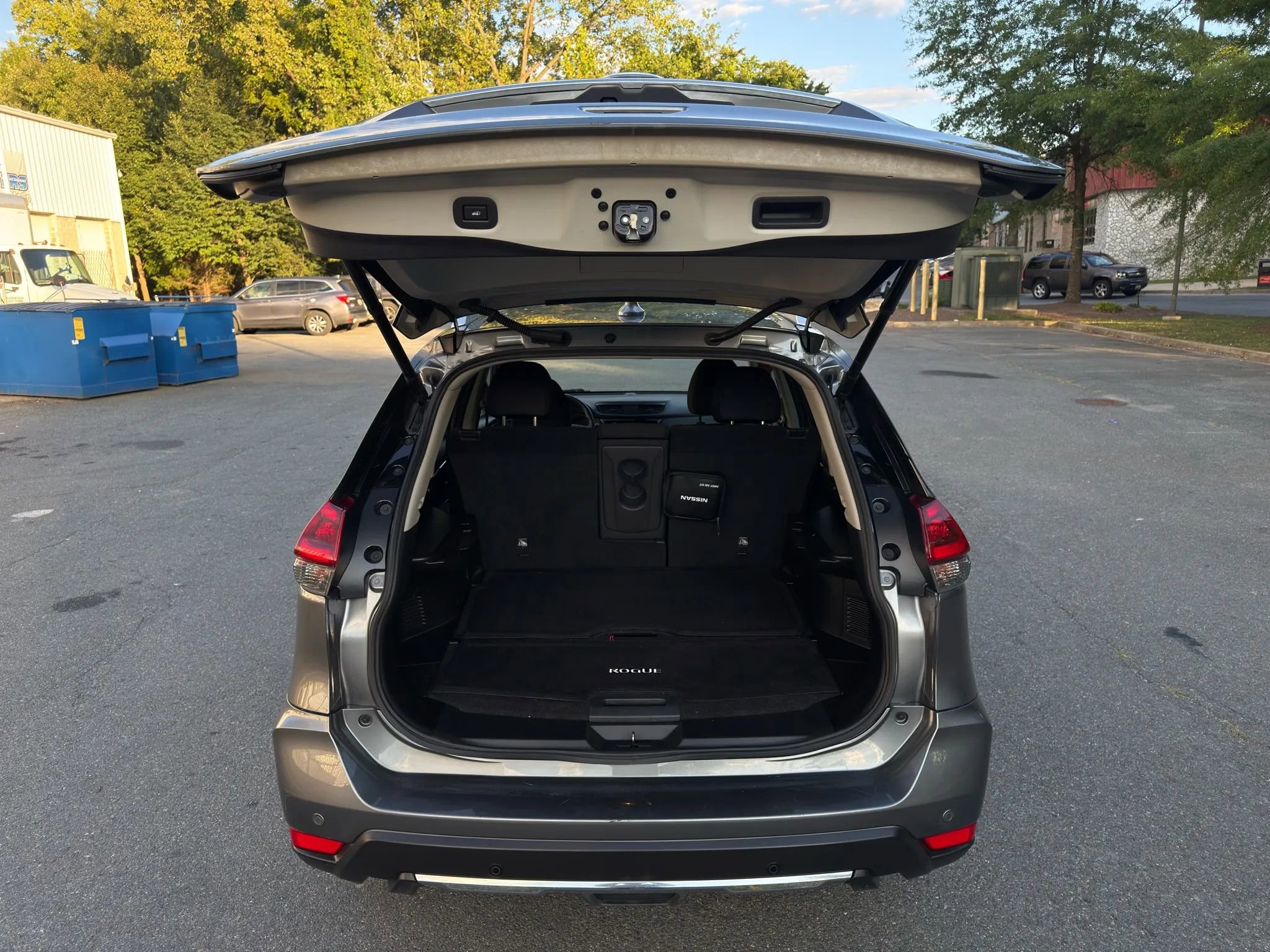 Used 2020 Nissan Rogue SV image 21