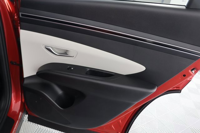 Used 2023 Hyundai Tucson SEL image 25