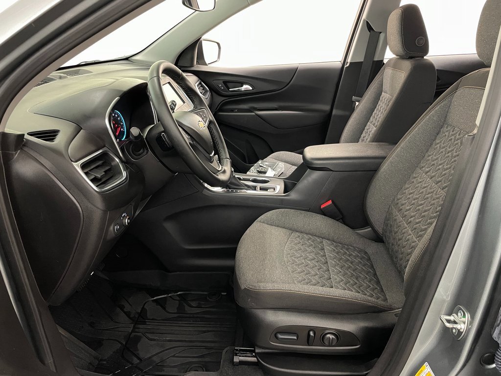 Certified 2024 Chevrolet Equinox LT w/ LPO, Floor Liner Package image 6