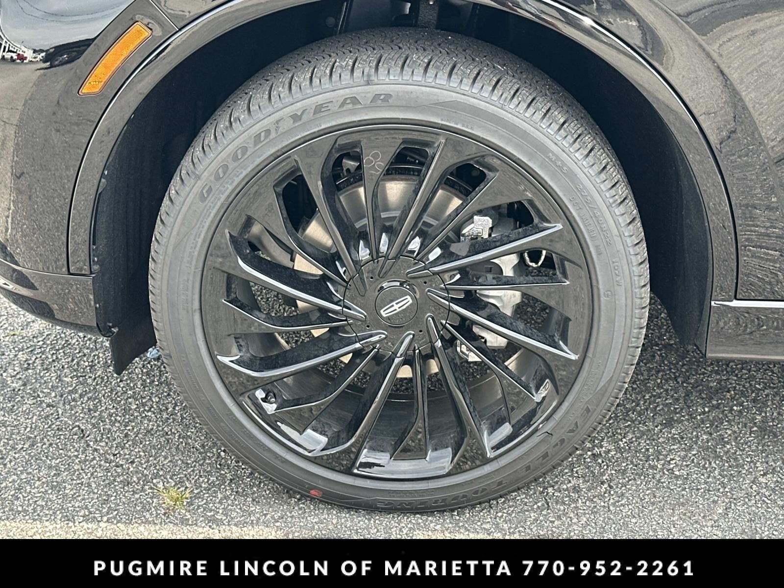 New 2026 Lincoln Aviator Reserve w/ Jet Appearance Package RWD image 11