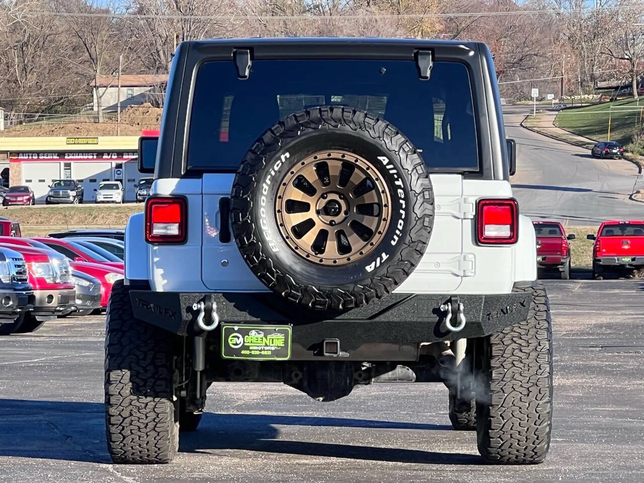 Used 2020 Jeep Wrangler Unlimited Sahara w/ Uconnect 4C Nav & Sound Group AWD/4WD image 6