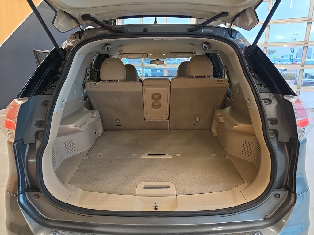 Used 2014 Nissan Rogue SV image 27