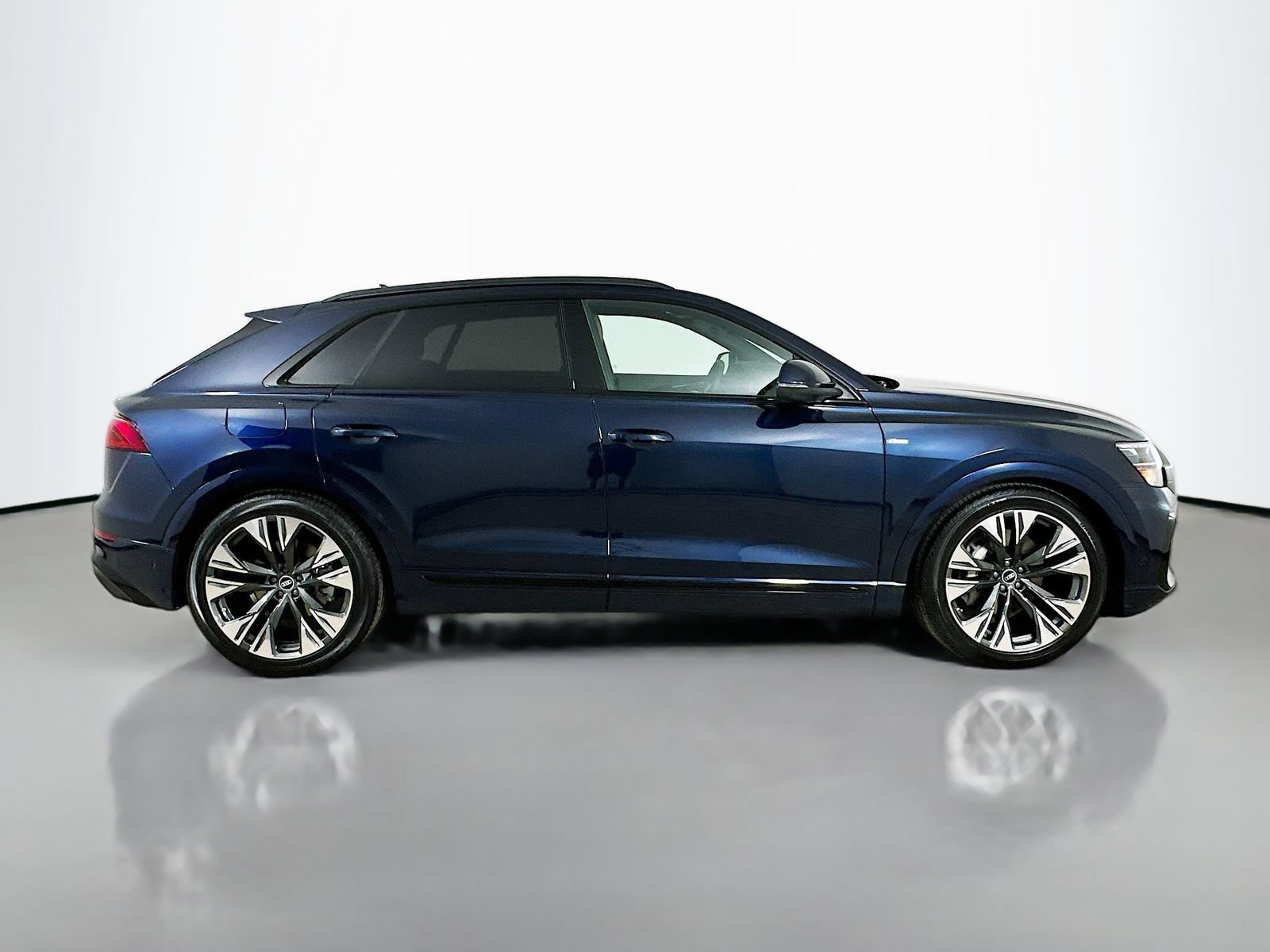 New 2026 Audi Q8 Premium Plus AWD/4WD image 4