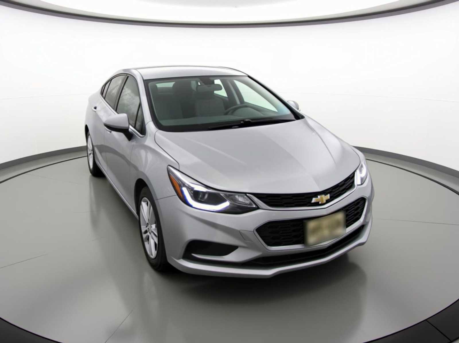 Used 2016 Chevrolet Cruze LT w/ Convenience Package image 3