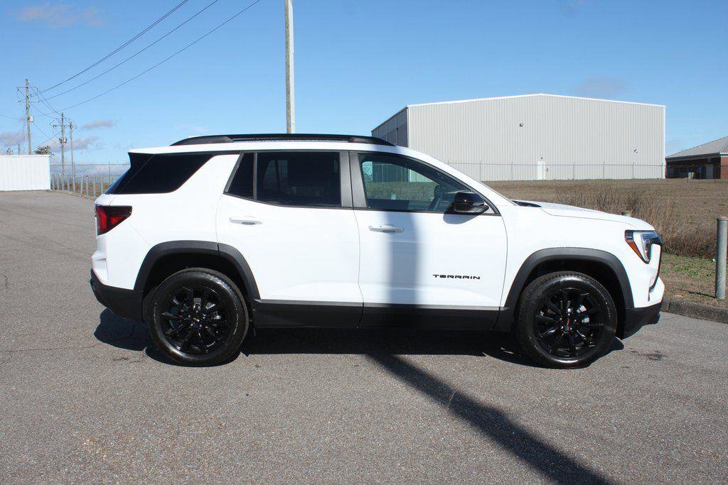 New 2026 GMC Terrain Elevation w/ Elevation Premium Package image 17