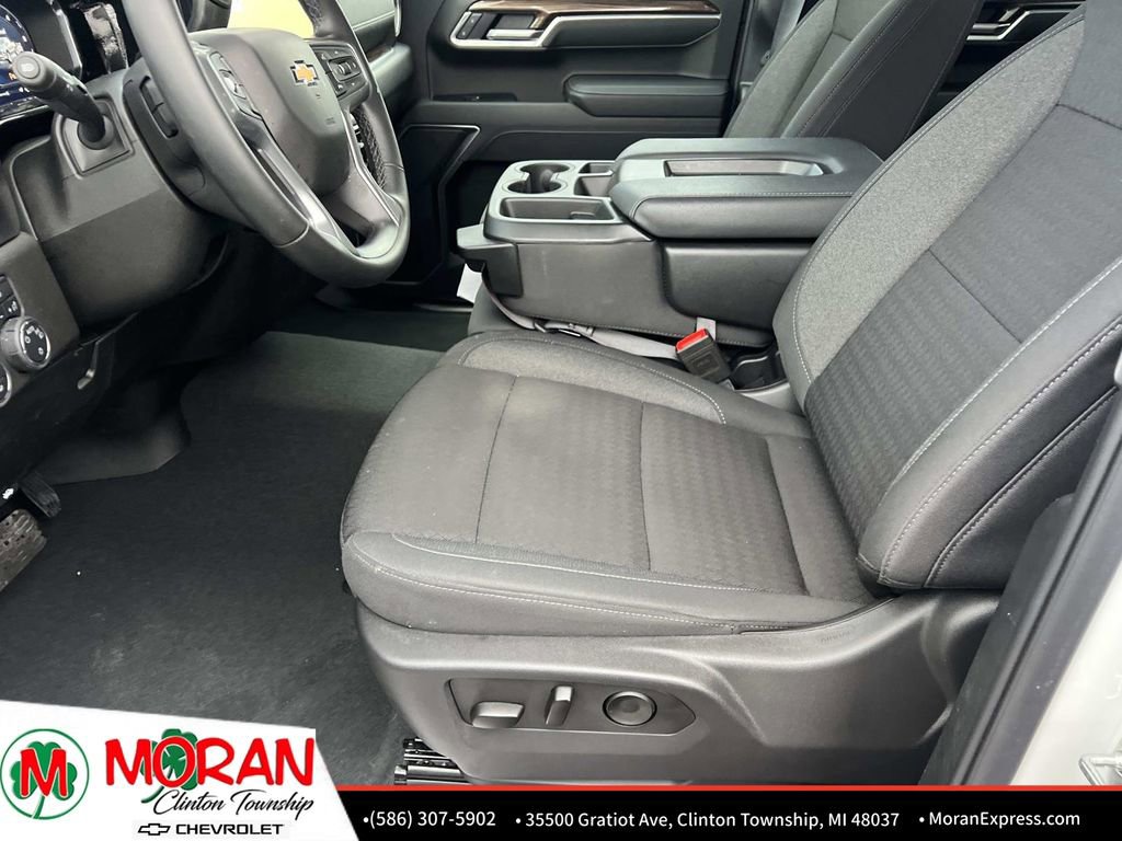 Certified 2025 Chevrolet Silverado 1500 LT image 17