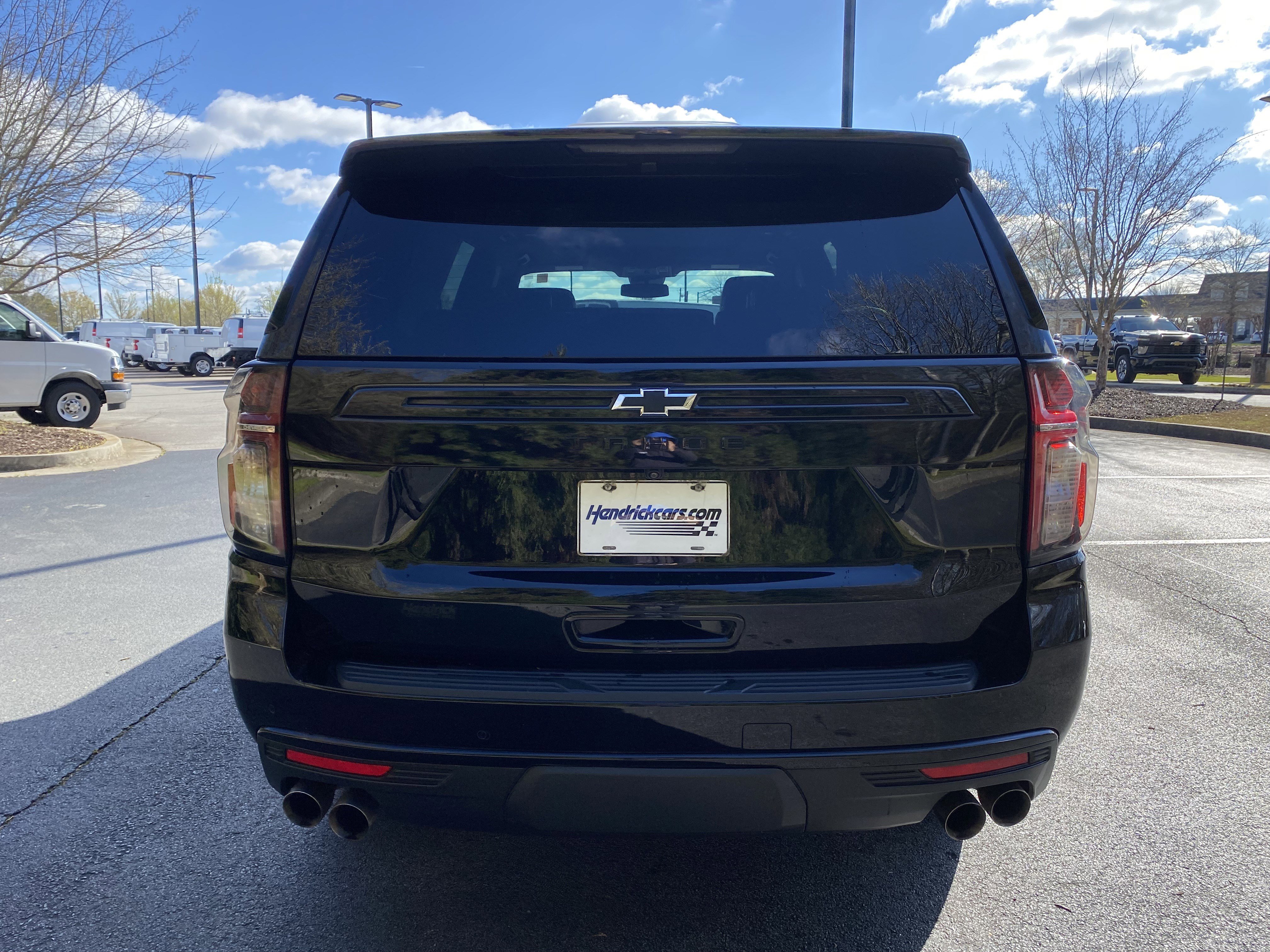 Used 2021 Chevrolet Suburban Z71 w/ Z71 Off-Road Package AWD/4WD image 8