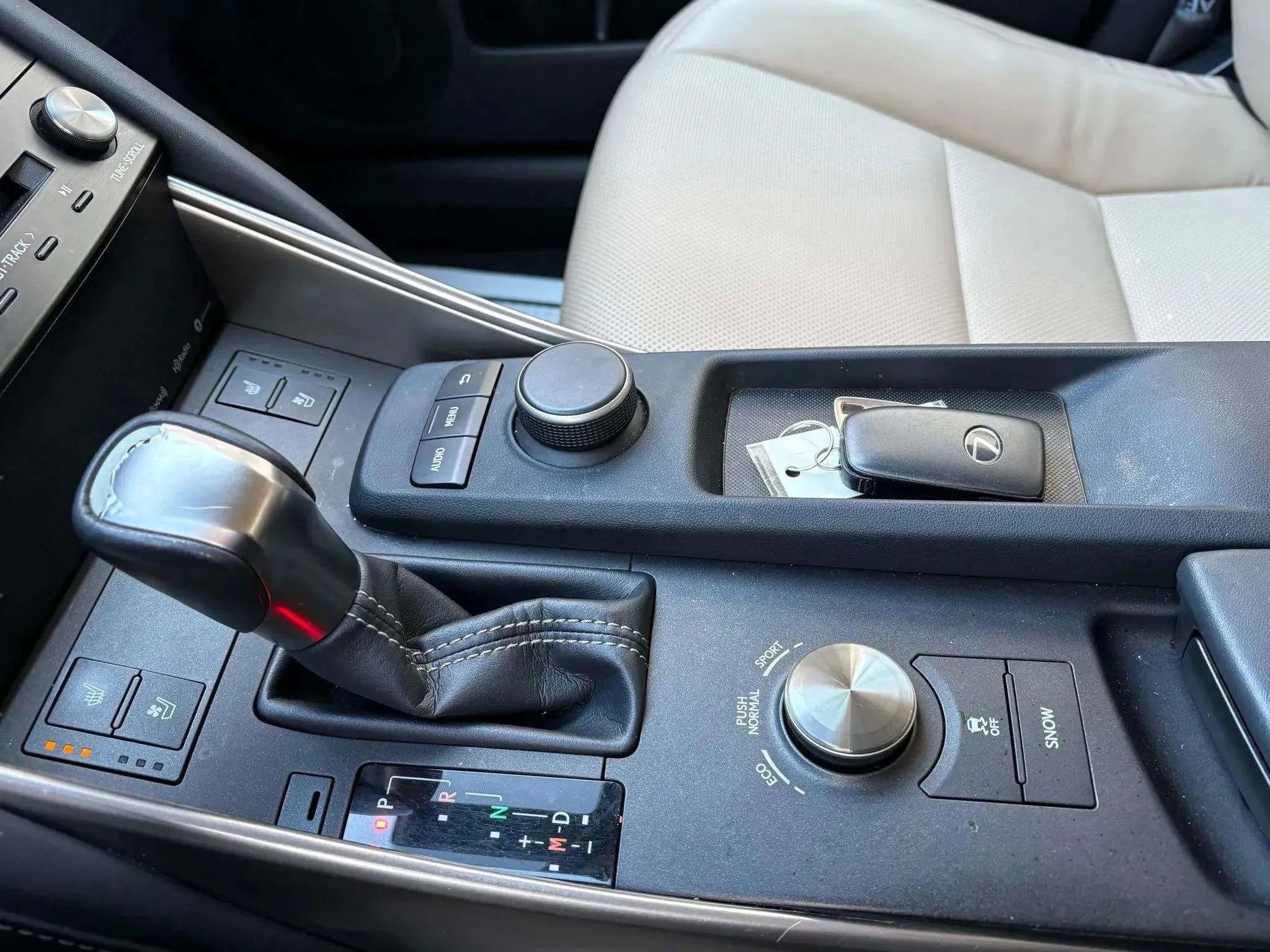 Used 2017 Lexus IS 300 AWD w/ Premium Package image 37