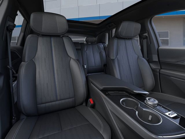 Used 2026 Cadillac Lyriq Luxury image 16