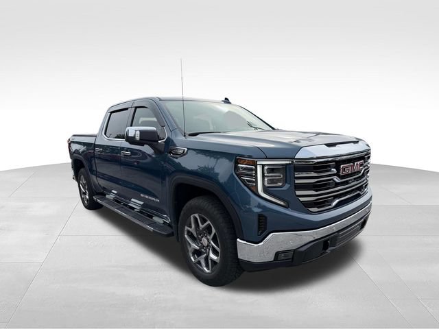 Used 2024 GMC Sierra 1500 SLT w/ SLT Premium Plus Package AWD/4WD image 3