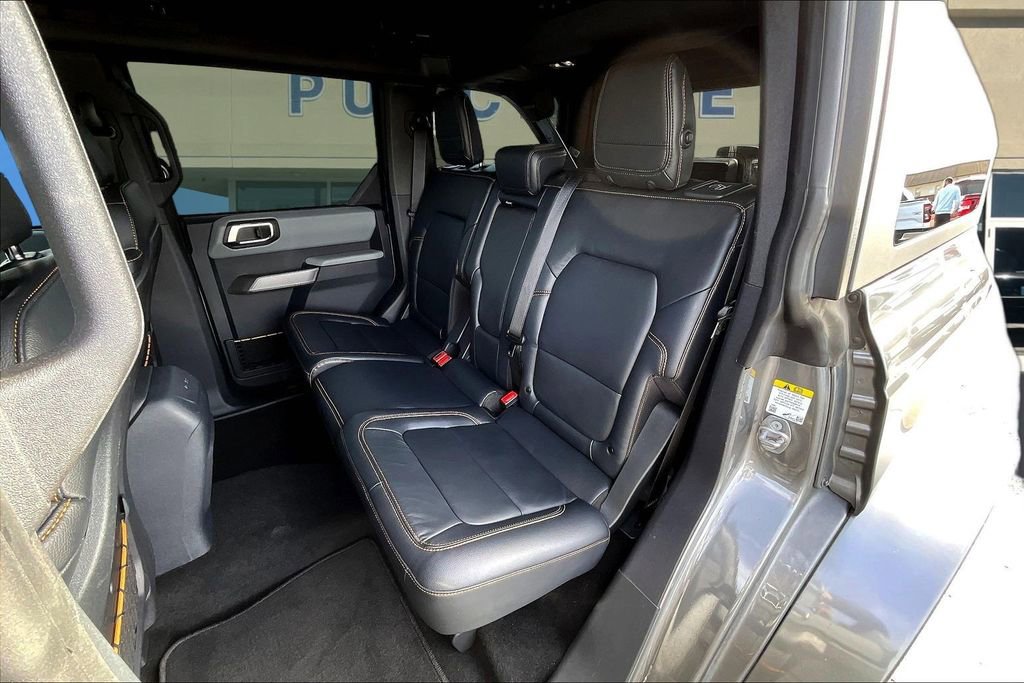 Used 2022 Ford Bronco Badlands image 24