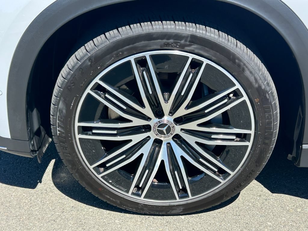 Used 2023 Mercedes-Benz EQE 350+ SUV w/ AMG Line Exterior Package image 9