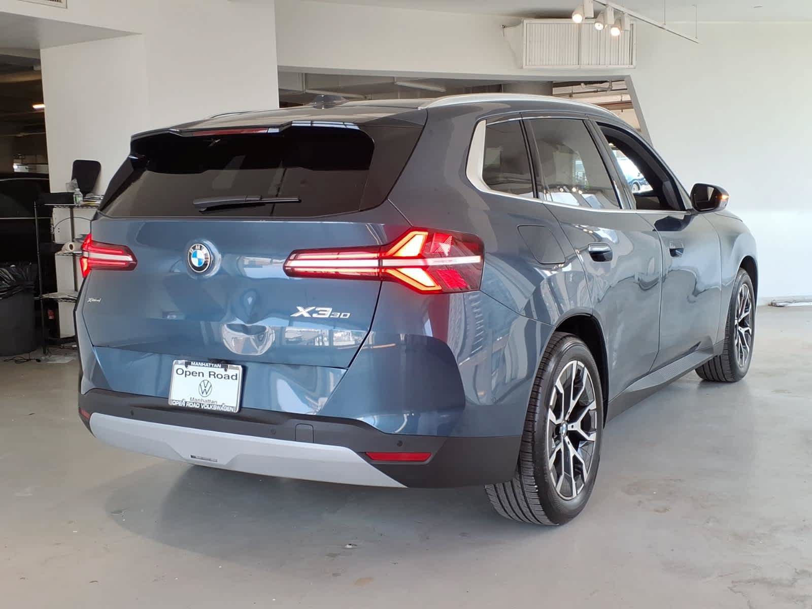Used 2025 BMW X3 xDrive30i AWD/4WD image 4