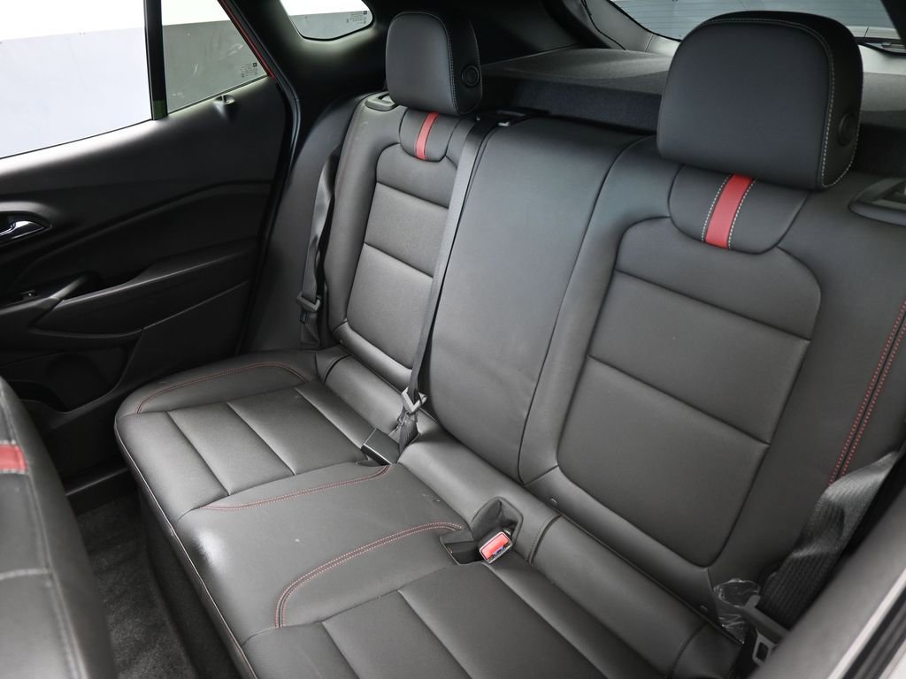 Used 2026 Chevrolet Trax RS image 33