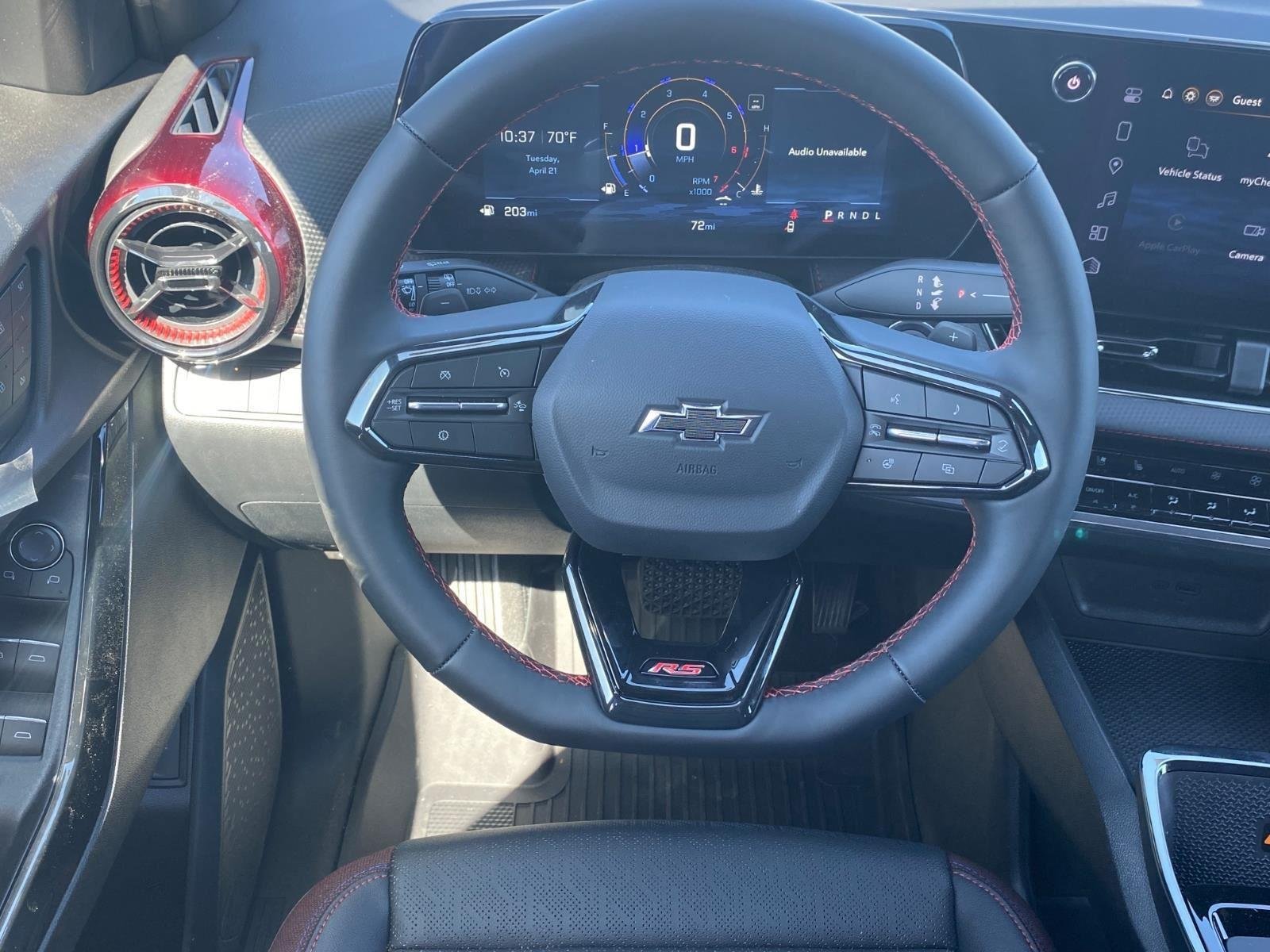 New 2026 Chevrolet Equinox RS w/ Convenience Package III FWD image 2