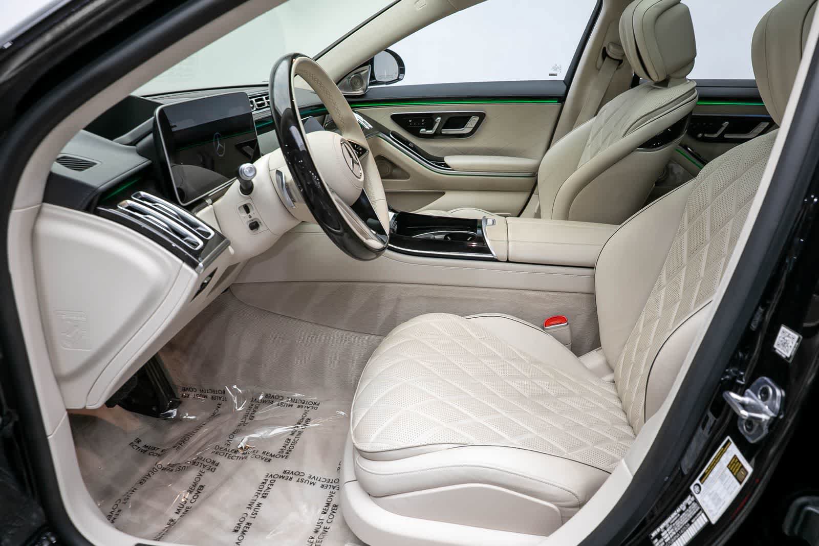 Used 2022 Mercedes-Benz S 580 4MATIC Sedan w/ Rear Seat Package image 10
