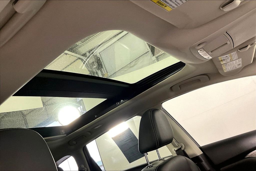 Used 2018 Nissan Murano SL w/ Moonroof Package image 22