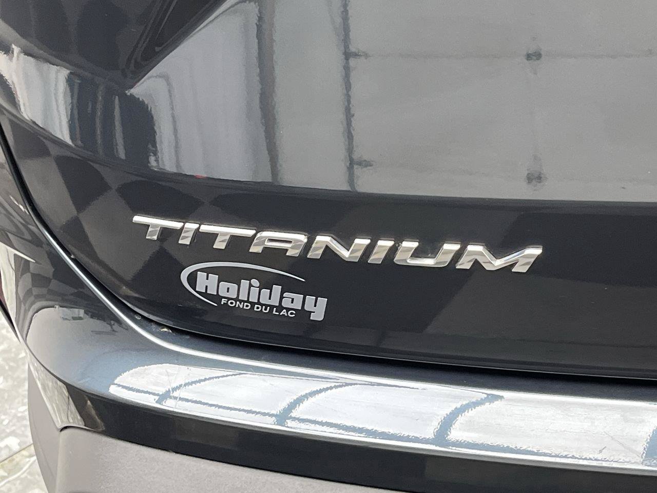 Certified 2024 Ford Edge Titanium w/ Equipment Group 301A AWD/4WD image 33