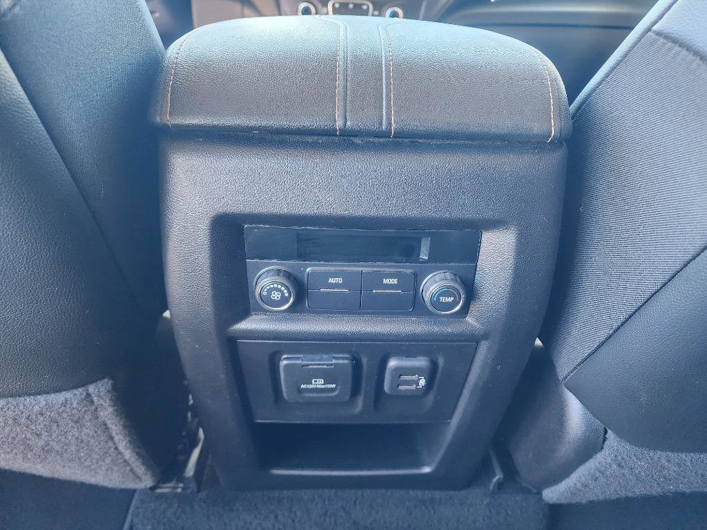 Used 2019 Chevrolet Traverse RS image 12