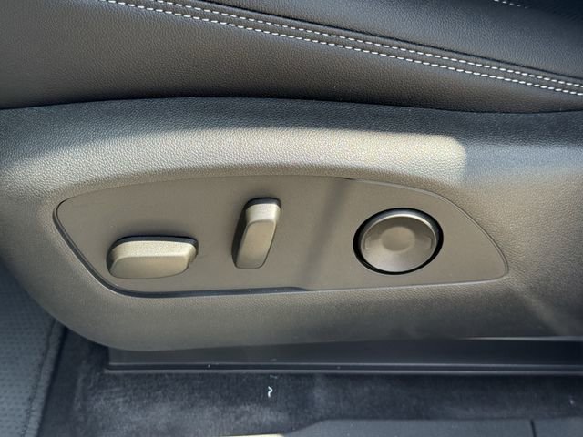 New 2025 Chevrolet Blazer EV LT image 22